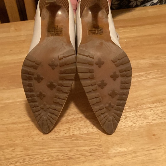 Colin Stuart Leather Off White Lace Up Booties - Picture 6 of 6